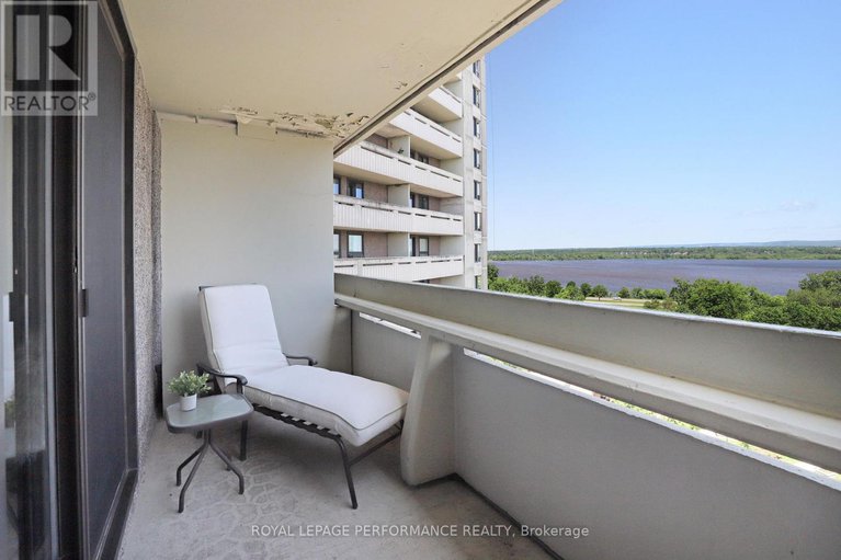 28505384/1002-1171-ambleside-drive/woodroffe/ottawa/ontario/K2B8G6_22