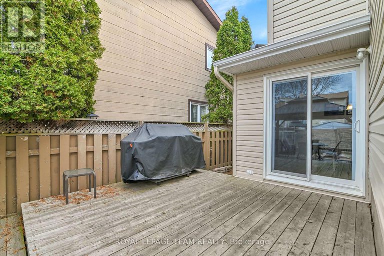 28179012/1728-smithers-crescent/chateauneuf/ottawa/ontario/K1C4X2_29
