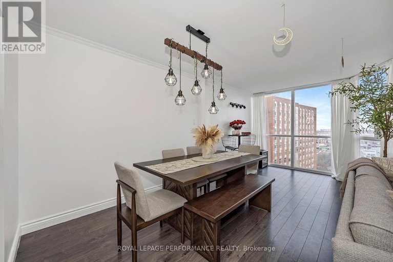 29480330/1512-2760-carousel-crescent/emerald-woodssawmill-creek/ottawa/ontario/K1T2N4_10