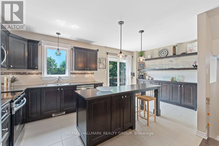 28558567/116-brilia-private/beacon-hill-south/ottawa/ontario/K1J0B7_4