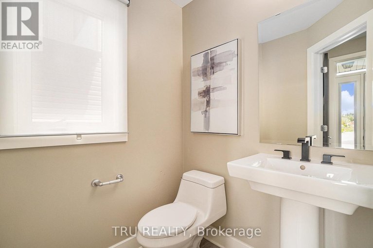 29470559/670-parade-drive/stittsville-south/ottawa/ontario/K2S0Z2_11