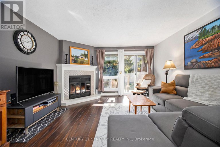 29019452/a-6706-jeanne-darc-boulevard-n/convent-glen-north/ottawa/ontario/K1C6E9_15