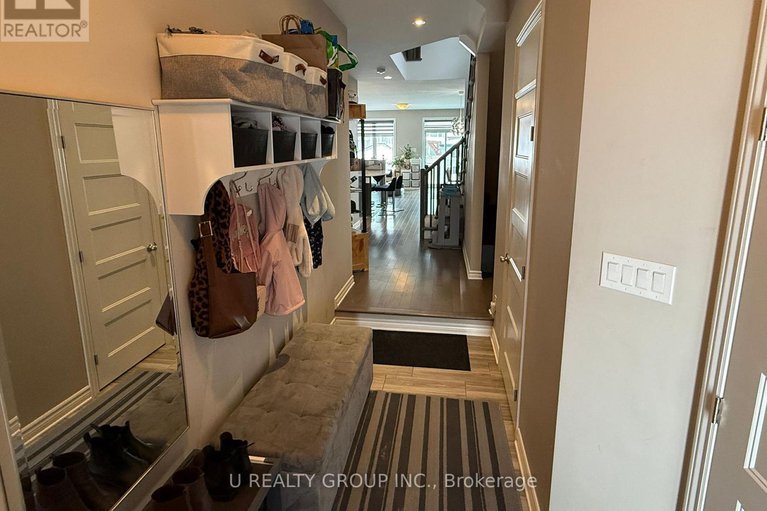 29416136/821-cedar-creek-drive/blossom-parkkemp-parkfindlay-creek/ottawa/ontario/K1T0B3_4