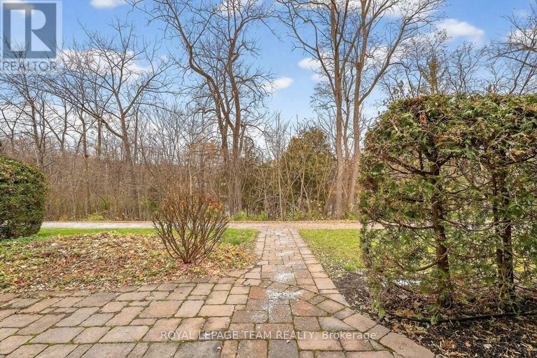 29227864/unit-10-55-whitemarl-drive/rockcliffe/ottawa/ontario/K1L8J9_25