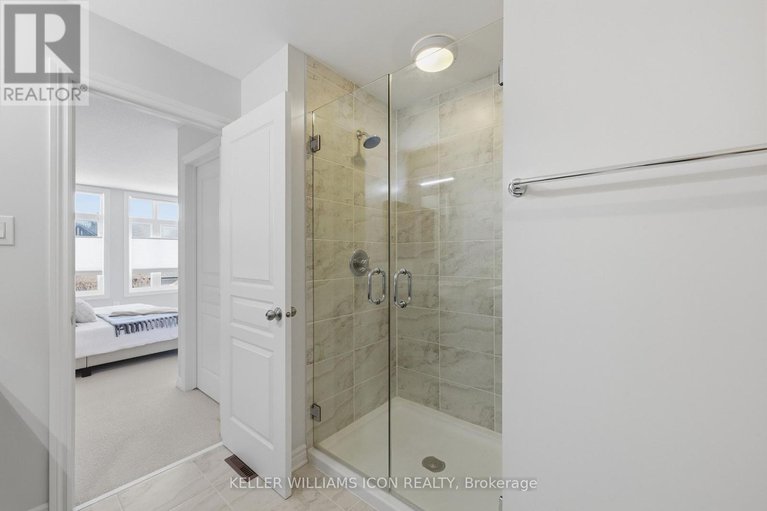 29642733/636-tennant-way/riverside-southgloucester-glen/ottawa/ontario/K4M0C7_24