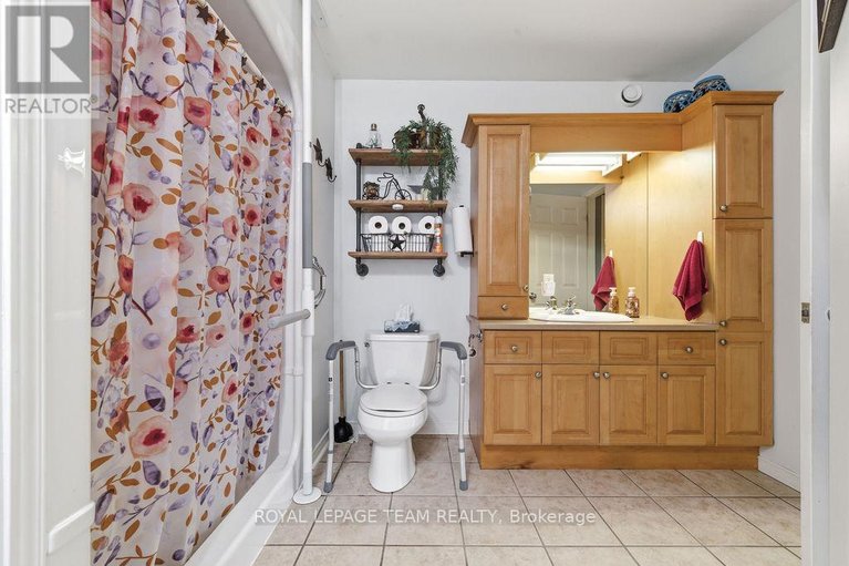 29617709/5195-mcdonalds-corners-road/lanark-highlands-dalhousie-twp/lanark-highlands/ontario/K0G1M0_42