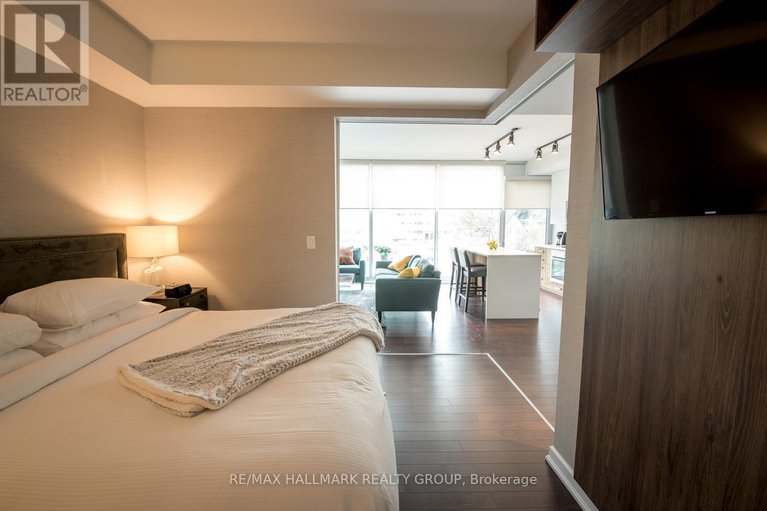 29312738/201-300-lisgar-street/ottawa-centre/ottawa/ontario/K2P0E2_14