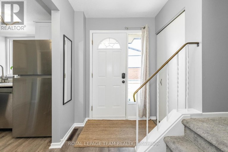 29638877/a-420-moodie-drive/westcliffe-estates/ottawa/ontario/K2H8A6_3