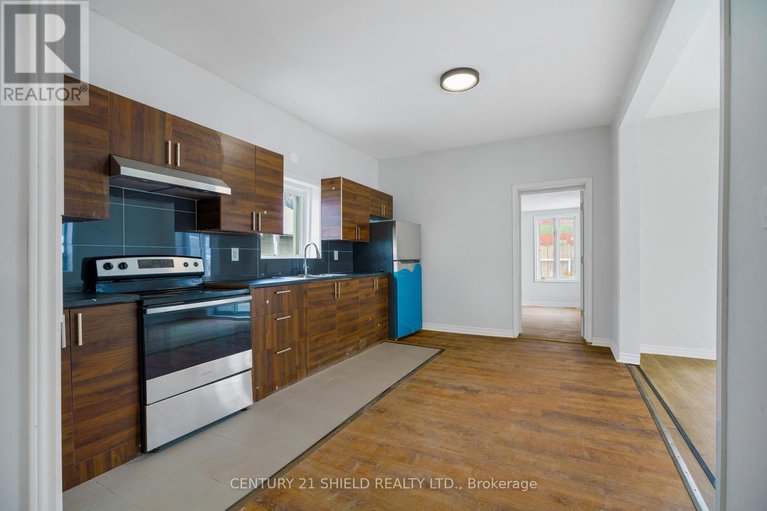 29158805/21927-main-street/north-glengarry-lochiel-twp/north-glengarry/ontario/K0B1H0_18