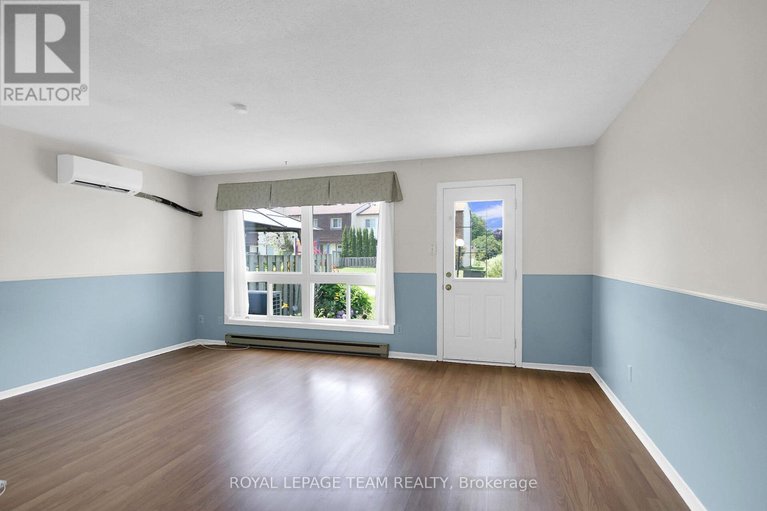 28816940/f-23-sonnet-crescent/westcliffe-estates/ottawa/ontario/K2H8W8_6