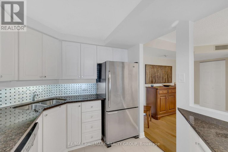 28655292/307-550-cambridge-street-s/west-centre-town/ottawa/ontario/K1S5N3_8