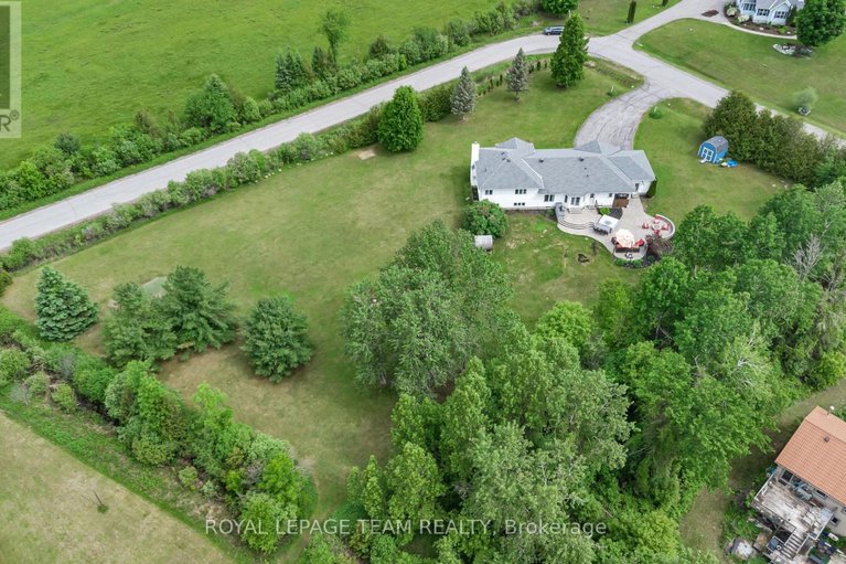 28655294/118-rushing-brook-drive/huntley-ward-south-west/ottawa/ontario/K0A1L0_2
