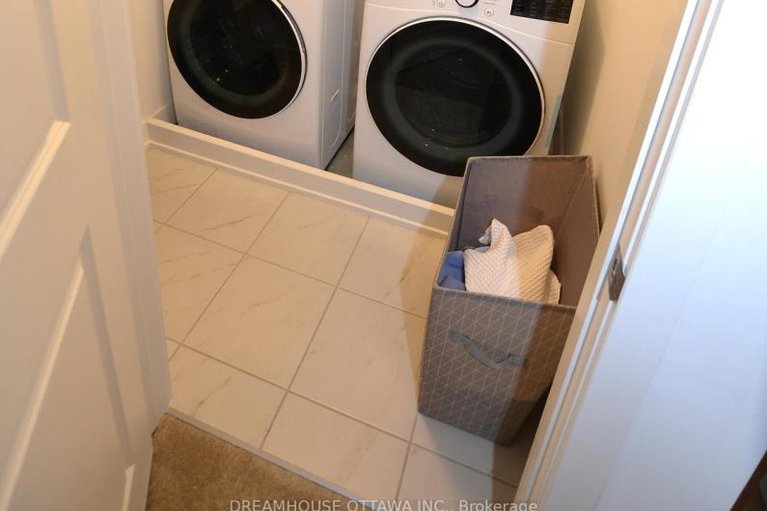 28840774/257-finsbury-avenue/stittsville-south/ottawa/ontario/K2S2Y2_21