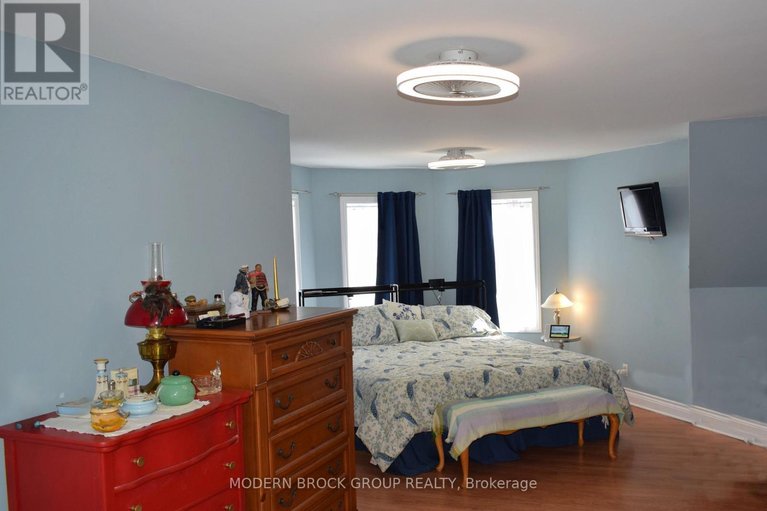 29671048/8224-county-15-road/augusta-twp/augusta/ontario/K0G1R0_36