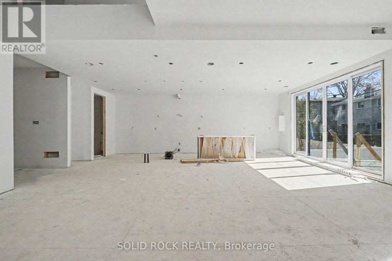 29669967/830-alpine-avenue/queensway-terrace-north/ottawa/ontario/K2B5R6_12