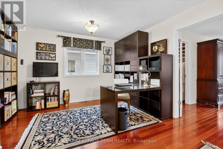 29591881/210-hunterbrook-street-n/morgans-grantsouth-march/ottawa/ontario/K2K0E6_24