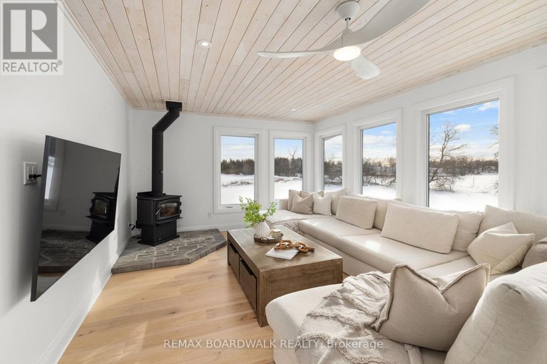 29262950/205-westar-farm-way/remainder-of-stittsville-area/ottawa/ontario/K0A1B0_21