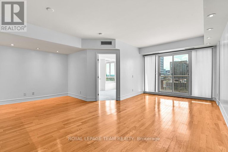 28538344/1306-200-rideau-street/sandy-hill/ottawa/ontario/K1N5Y1_11