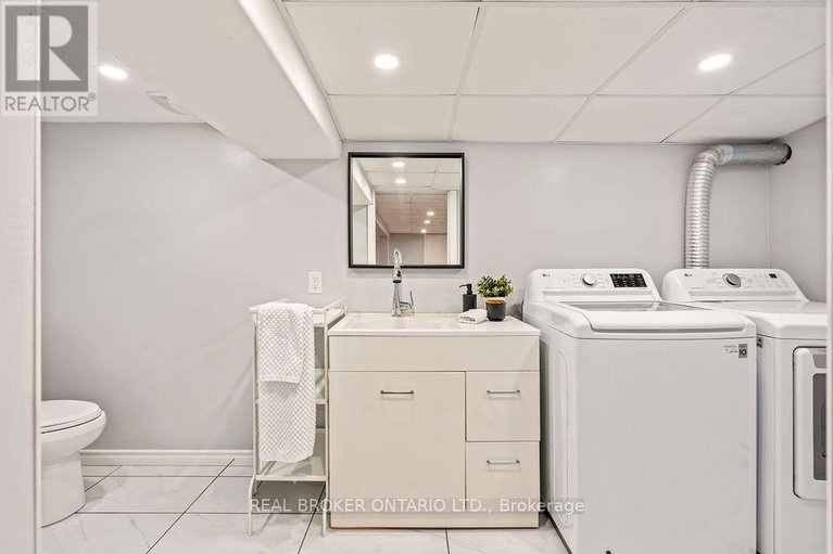 28987667/23-lakeview-terrace/dows-lake/ottawa/ontario/K1S3H3_34