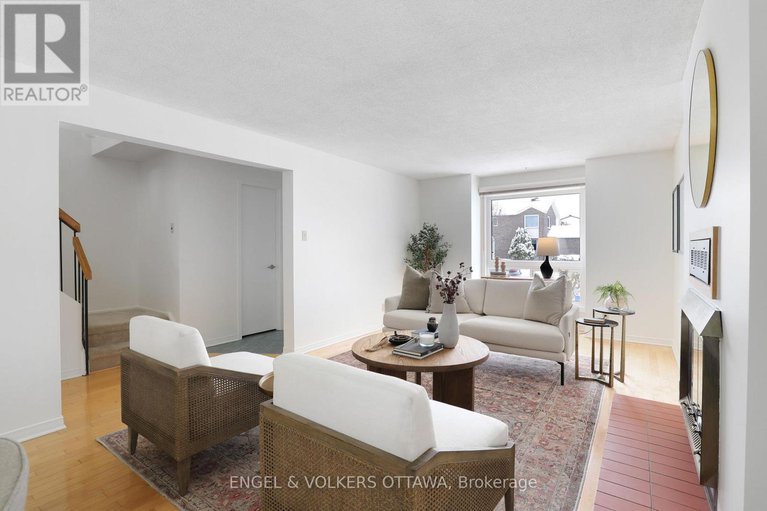 29097946/60-homestead-street/borden-farmstewart-farmcarleton-heightsparkwood-hills/ottawa/ontario/K2E7N6_5