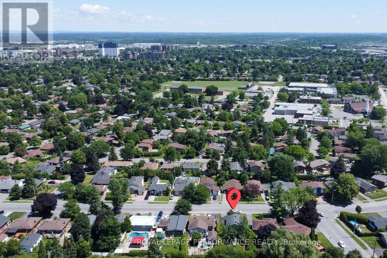 28634113/2194-haig-drive/elmvale-acres/ottawa/ontario/K1G2L2_27
