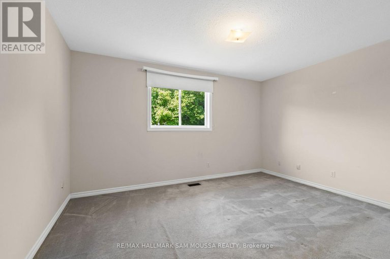 28402099/731-vermillion-drive/riverside-southgloucester-glen/ottawa/ontario/K1V1V9_16