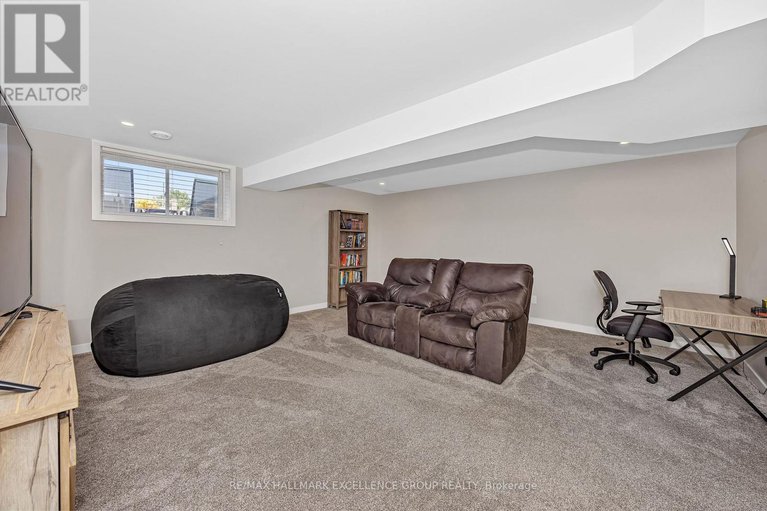 29029372/254-dion-avenue/town-of-rockland/clarence-rockland/ontario/K4K0M2_36