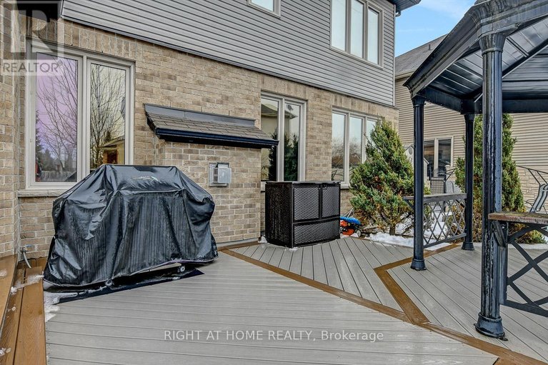 29641405/701-everlasting-crescent/springridgeeast-village/ottawa/ontario/K4A0K2_47