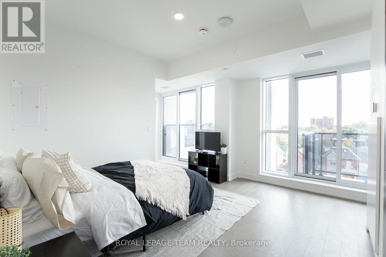 28994423/501-560-rideau-street/sandy-hill/ottawa/ontario/K1N0G3_13
