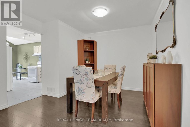 28809453/75-inverary-drive/morgans-grantsouth-march/ottawa/ontario/K2K2S1_5