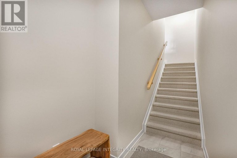 29604237/626-mishi-private/cfb-rockcliffe-and-area/ottawa/ontario/K1K0P2_5