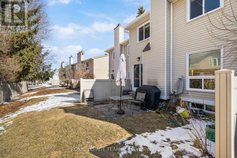 29668805/e-10-millrise-lane/centrepointe/ottawa/ontario/K2G5E6_20