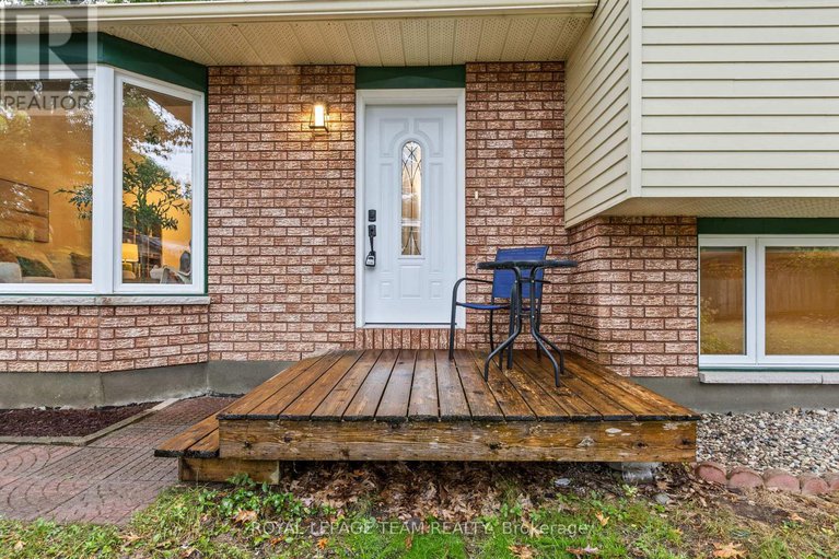 28906375/126-constance-bay-road/constance-bay/ottawa/ontario/K0A3M0_4