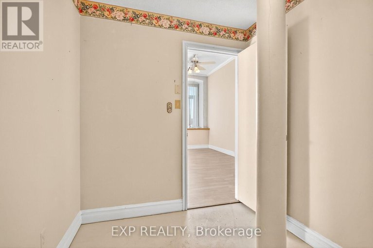 29011158/302-1-rosamond-street-e/almonte/mississippi-mills/ontario/K0A1A0_31