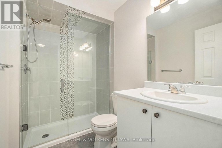 28652639/827-kiniw-private/cfb-rockcliffe-and-area/ottawa/ontario/K1K5A3_20