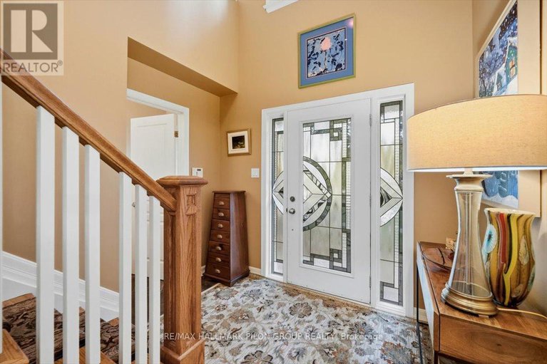 28990887/2380-virginia-drive/urbandale-acres/ottawa/ontario/K1H6S2_13