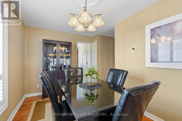 29579174/1594-st-georges-street/bilberry-creekqueenswood-heights/ottawa/ontario/K1E2M9_10