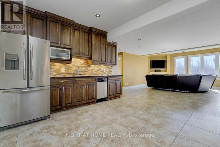 29592733/8660-flewellyn-road/remainder-of-stittsville-area/ottawa/ontario/K0A1B0_30