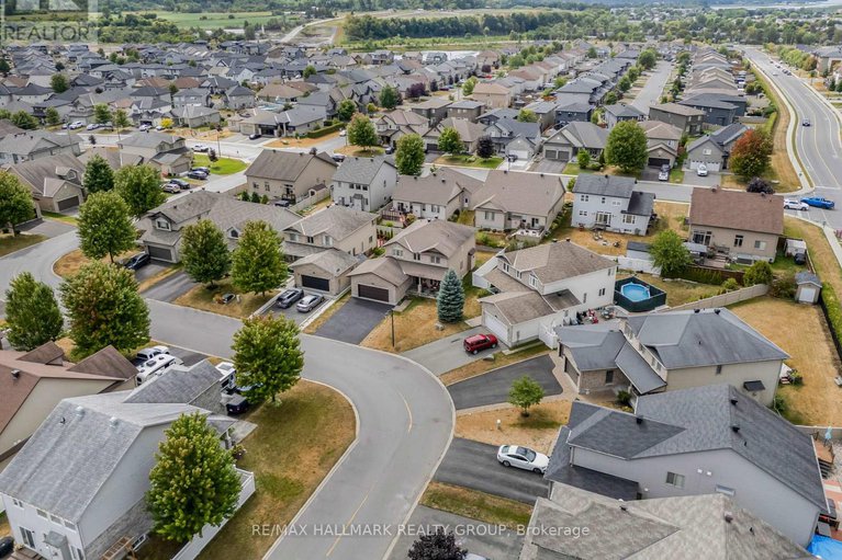 28788006/422-mercury-street/town-of-rockland/clarence-rockland/ontario/K4K0G8_35