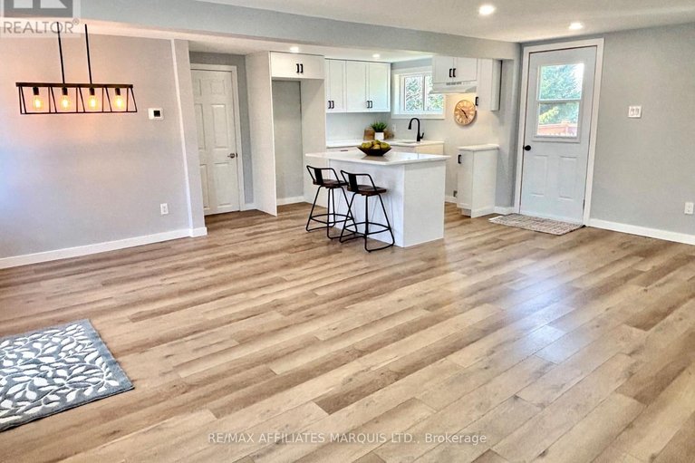 29639881/19-alexander-street-w/maxville/north-glengarry/ontario/K0C1T0_6