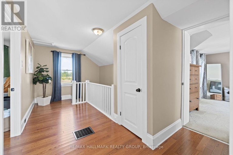 28876715/5349-bowesville-road/riverside-south/ottawa/ontario/K1X1B8_22