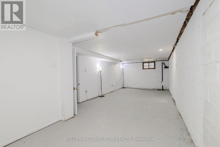 28846763/92-meadowlands-drive-w/meadowlandscrestview/ottawa/ontario/K2G2R8_38