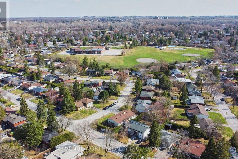 29653948/980-wiseman-crescent/riverside-park/ottawa/ontario/K1V8J4_48