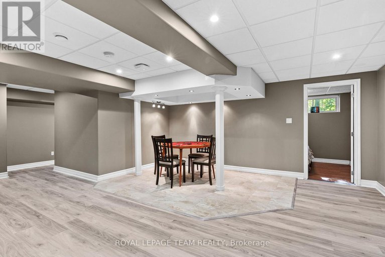 28943379/3309-wild-cherry-drive/osgoode/ottawa/ontario/K0A2W0_32
