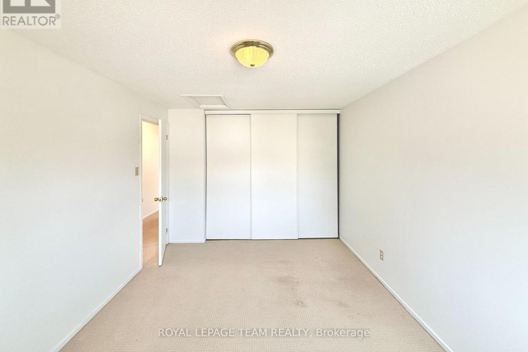 28744295/a-14-castlebrook-lane/centrepointe/ottawa/ontario/K2G5G4_20