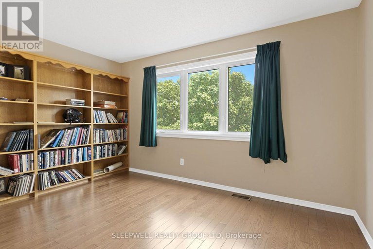 28632044/12-cedar-park-street/central-park/ottawa/ontario/K2C4B3_17