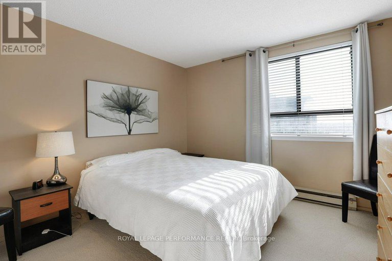 28552109/1904-470-laurier-avenue-w/ottawa-centre/ottawa/ontario/K1R7W9_24