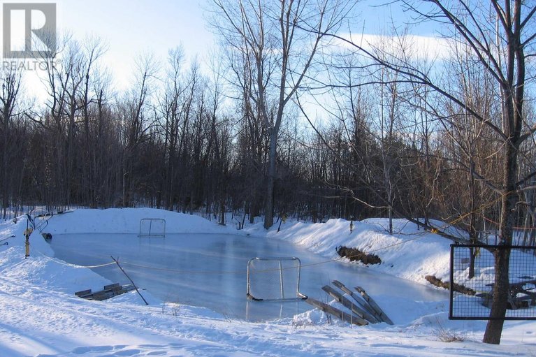 29658263/108-felton-crescent/russell-twp/russell/ontario/K4R1E5_28