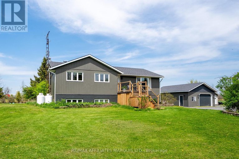 28797295/4239-county-rd-11-road/south-stormont-osnabruck-twp/south-stormont/ontario/K7R3L2_3