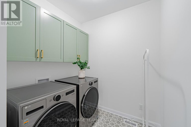 28284259/2055-wanderer-avenue/mahogany-community/ottawa/ontario/K4M0W9_34